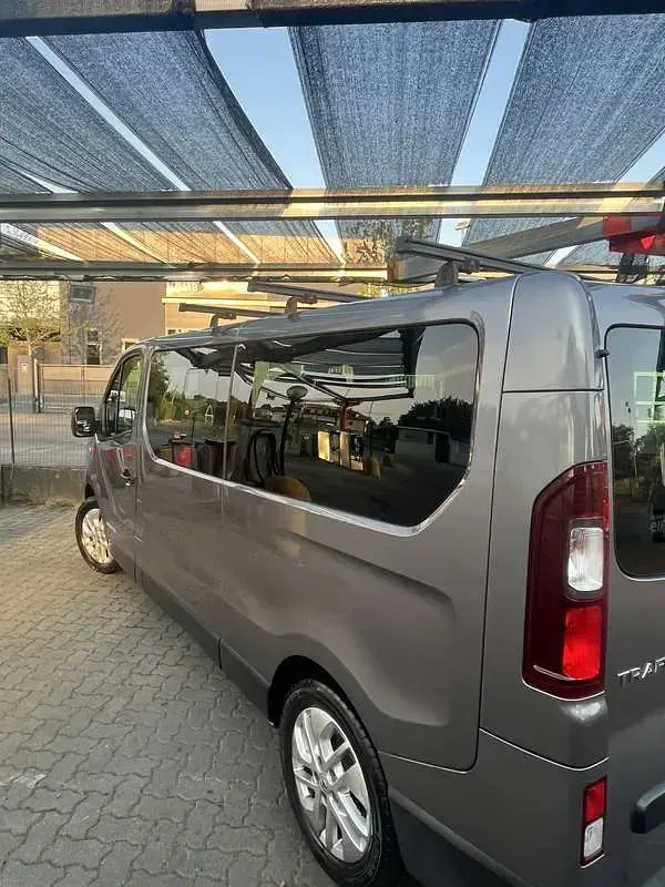 Usata Renault Trafic Intens 125 CV (91 kW) 2017 Grigio Monovolume