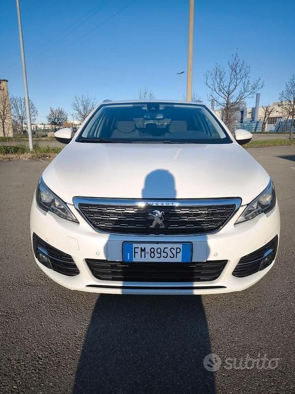 Usata Peugeot 308 Allure 130 CV (95 kW) 2018 Bianco Station wagon