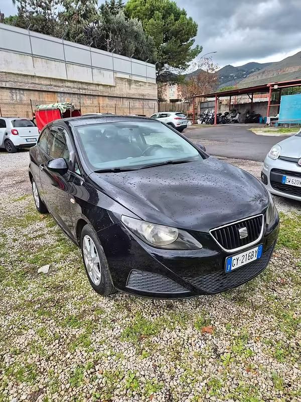 Usata Seat Ibiza 80 CV (58 kW) 2011 Nero Berlina