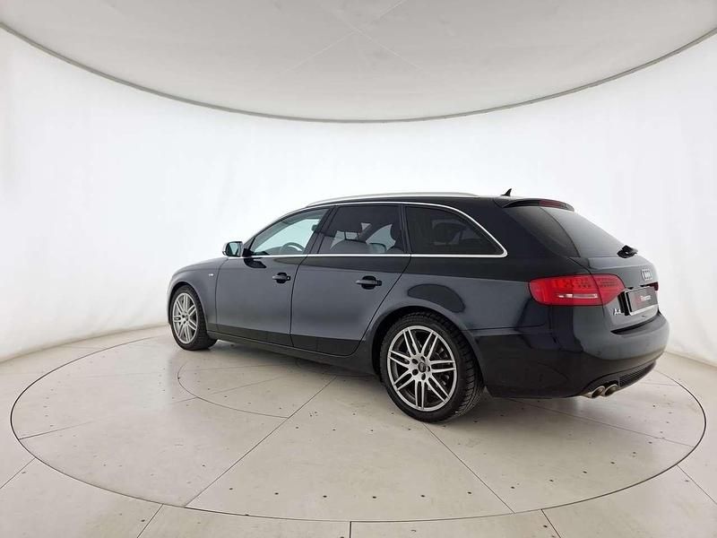 Usata Audi A4 Ambiente 170 CV (125 kW) 2012 Nero Station wagon