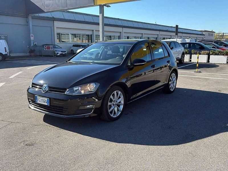 Nero Usata 2016 VW Golf VII Highline Tre volumi | 14.900 € (Buon prezzo) - Immagine 1/4