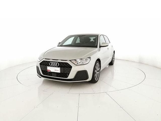 Usata Audi A1 Sportback Admired 110 CV (80 kW) 2023 Argento Utilitaria