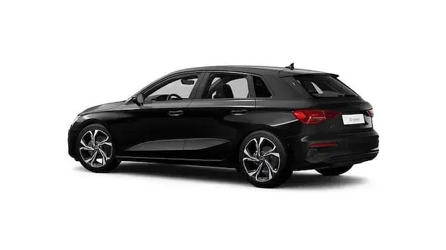 Usata Audi A3 Sportback g-tron Advanced 131 CV (96 kW) 2022 Nero brillante Utilitaria
