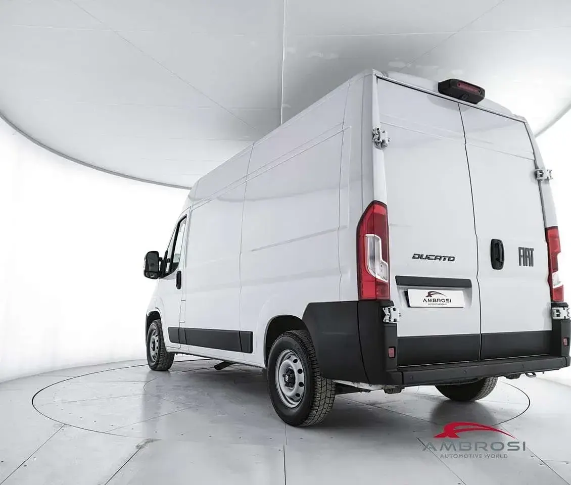 Käytetty Fiat Ducato 140 HP (102 kW) 2024 Valkoinen Van