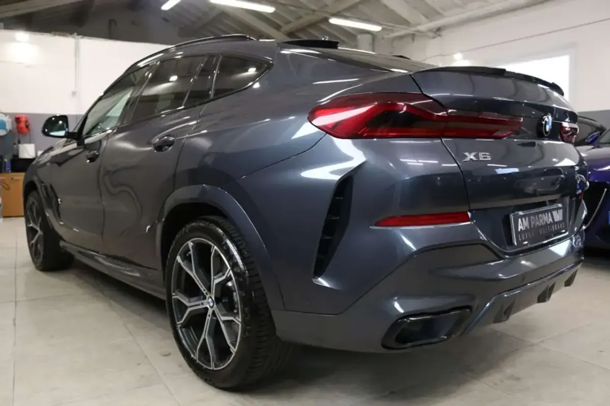 Usata BMW X6 M Sport 340 CV (250 kW) 2022 Cape york green metallizato SUV