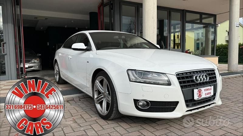 Usata Audi A5 Advanced 143 CV (105 kW) 2011 Bianco Coupé