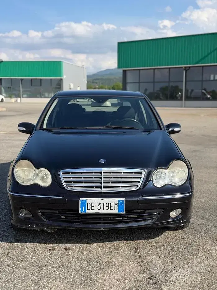 Usata Mercedes C200 Avantgarde 122 CV (89 kW) 2007 Nero Coupé