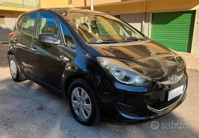 Usata Hyundai ix20 Comfort 77 CV (56 kW) 2011 Nero Utilitaria