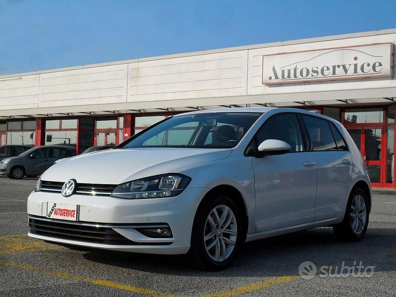 Usata VW Golf VII Business 116 CV (85 kW) 2019 Bianco Berlina