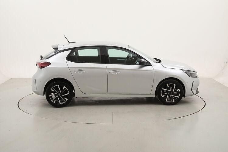 Usata Opel Corsa 101 CV (74 kW) 2025 Argento Utilitaria