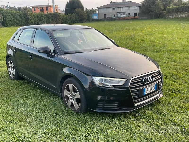 Usata Audi A3 116 CV (85 kW) 2015 Berlina
