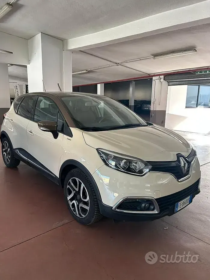 Usata Renault Captur 110 CV (80 kW) 2016 SUV