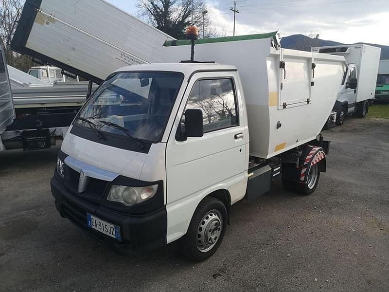 Usata Piaggio Porter 65 CV (47 kW) 2011 Bianco