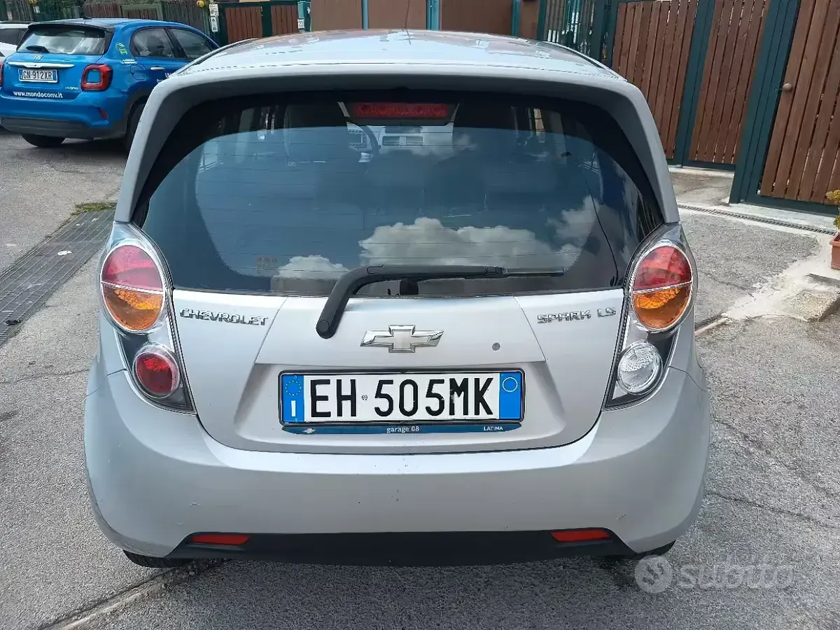 Usata Chevrolet Spark 68 CV (50 kW) 2012 Grigio Utilitaria