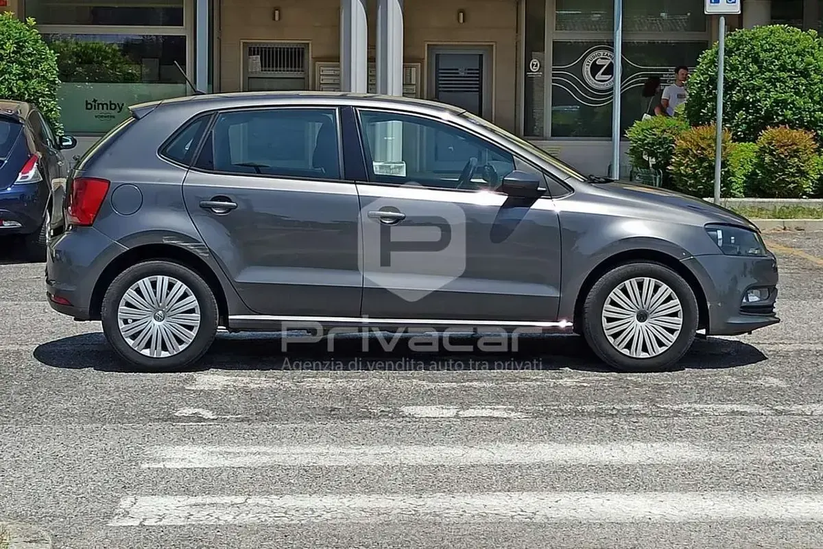 Usata VW Polo Trendline 60 CV (44 kW) 2014 Grigio Utilitaria