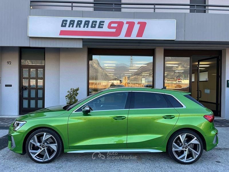 Usata Audi S3 Ambiente 310 CV (228 kW) 2023 Java grun Berlina
