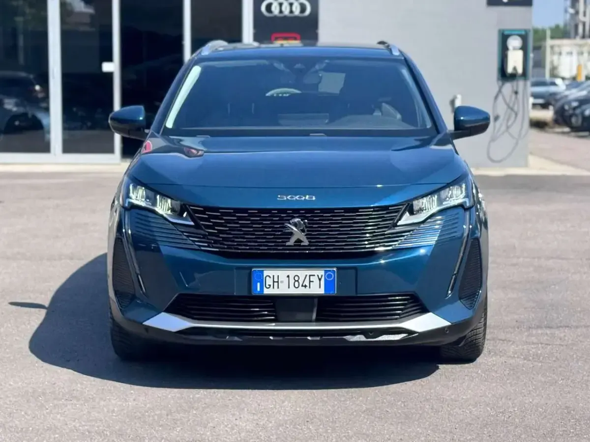 Usata Peugeot 3008 Allure 181 CV (133 kW) 2022 Blu SUV
