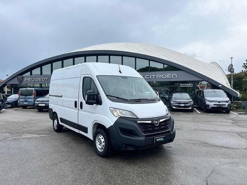 Usata Opel Movano Edition 140 CV (102 kW) 2023 Furgone