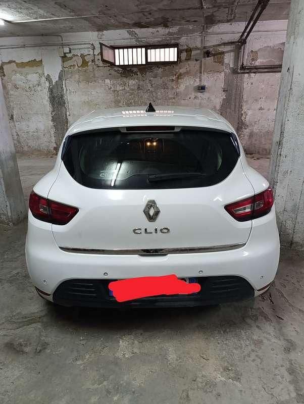 Usata Renault Clio IV Zen 75 CV (55 kW) 2017 Berlina