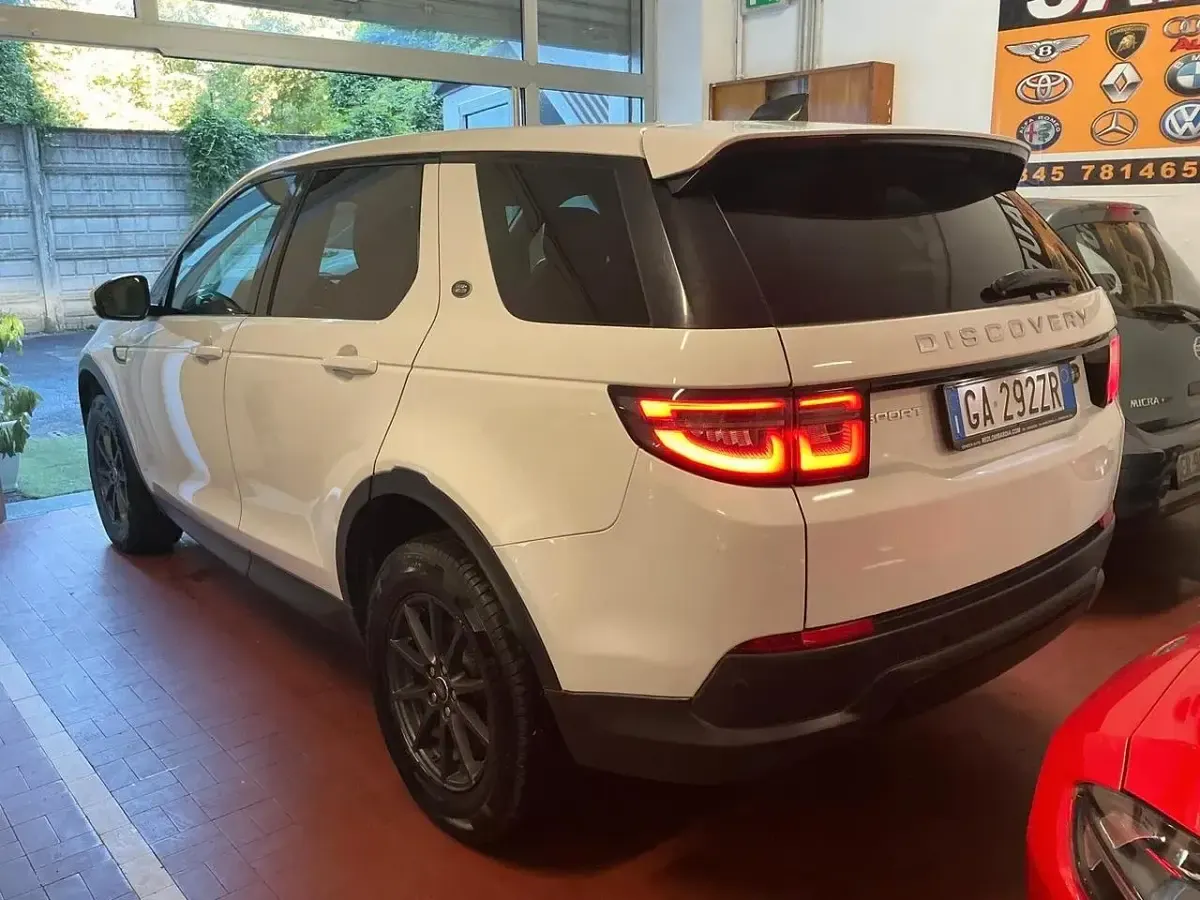 Usata Land Rover Discovery Sport 149 CV (109 kW) 2020 Bianco SUV