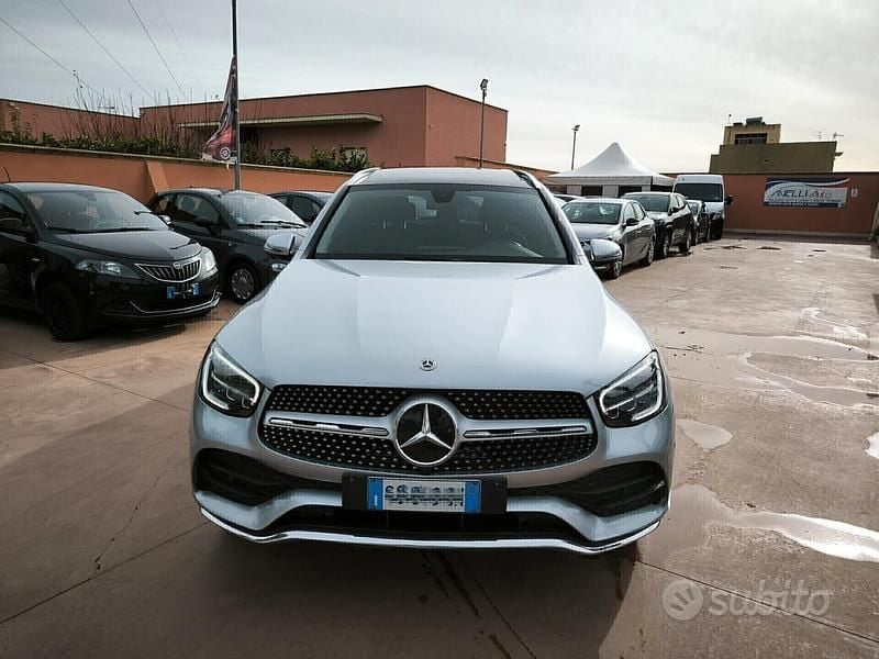 Begagnad Mercedes GLC220 Premium Plus 194 HK (142 kW) 2021 Grå SUV
