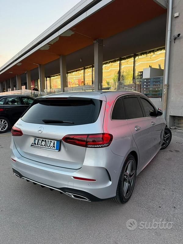 Usata Mercedes B180 AMG Line Premium Plus 2023 Monovolume