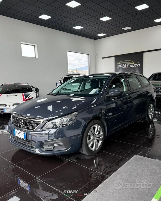 Usata Peugeot 308 SW Business-Line 102 CV (75 kW) 2018 Blu/azzurro Station wagon