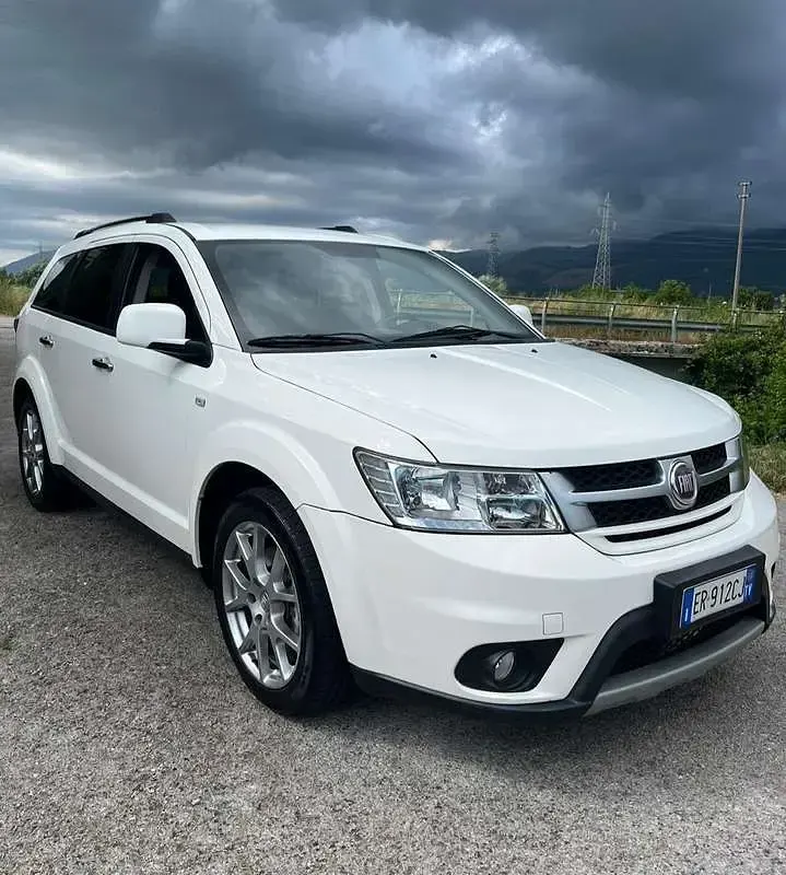 Usata Fiat Freemont 170 CV (125 kW) 2013 Bianco SUV
