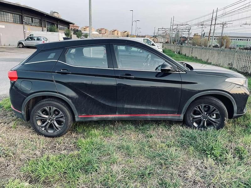 Usata DFSK Glory 580 106 CV (77 kW) 2025 Nero SUV