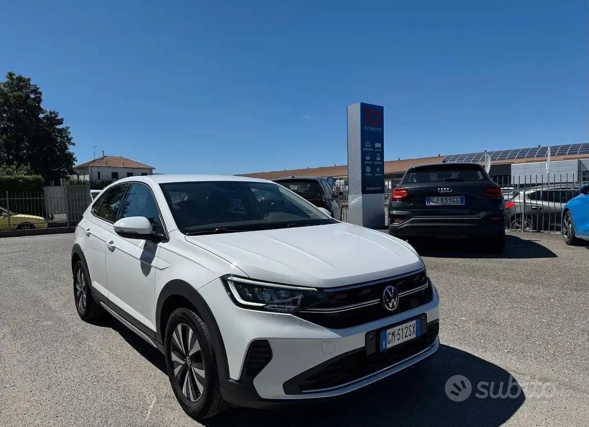 Usata VW Taigo Life 95 CV (69 kW) 2023 Pure white SUV