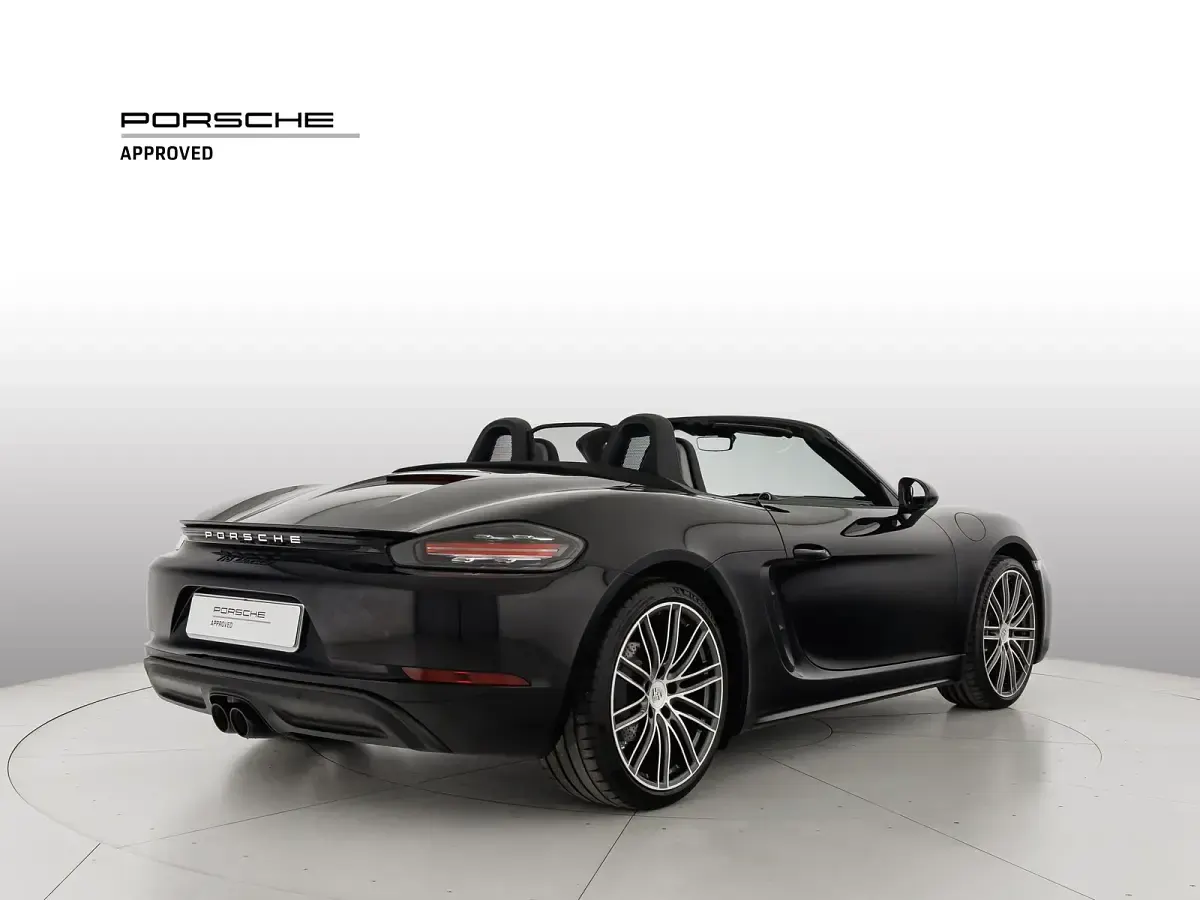 Usata Porsche 718 Boxster 300 CV (220 kW) 2024 Nero jet metallizzato/capote nera Cabrio