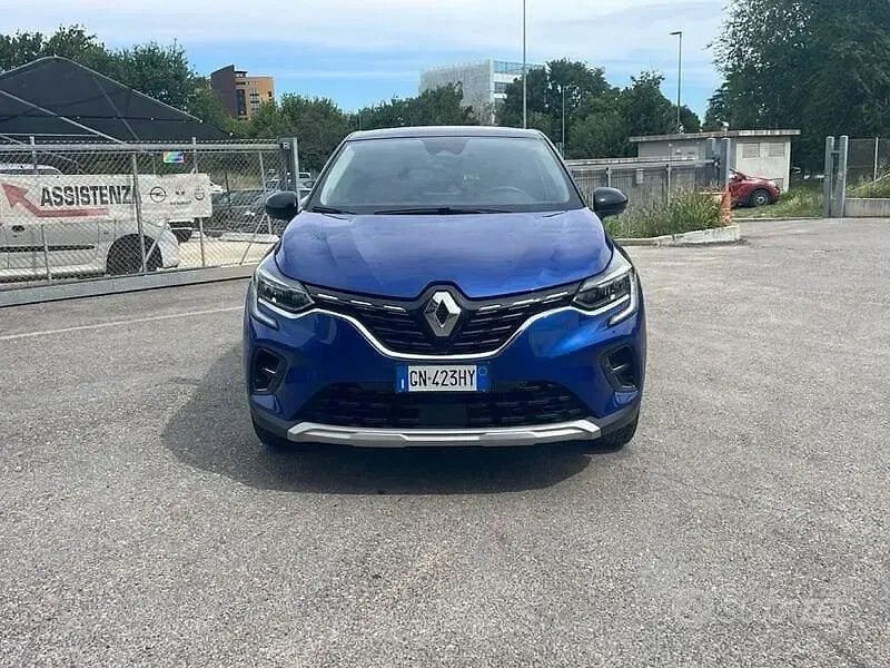 Usata Renault Captur Techno 143 CV (105 kW) 2023 Bianco SUV