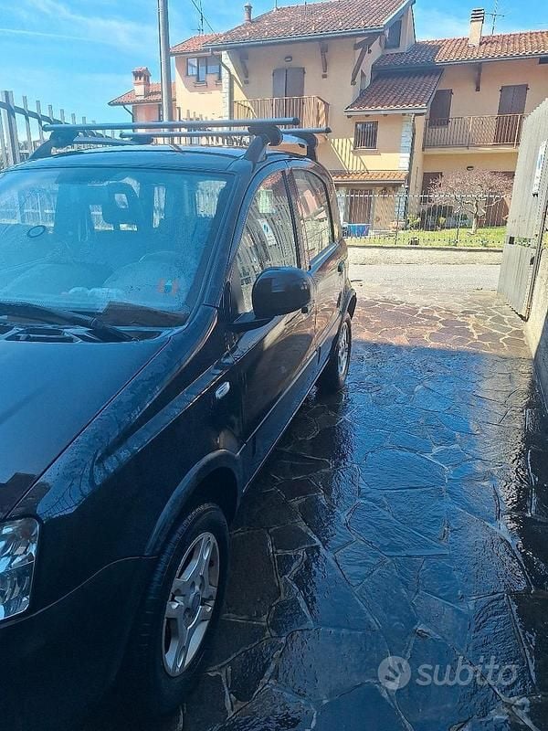 Usata Fiat Panda 4x4 2011 Nero Utilitaria
