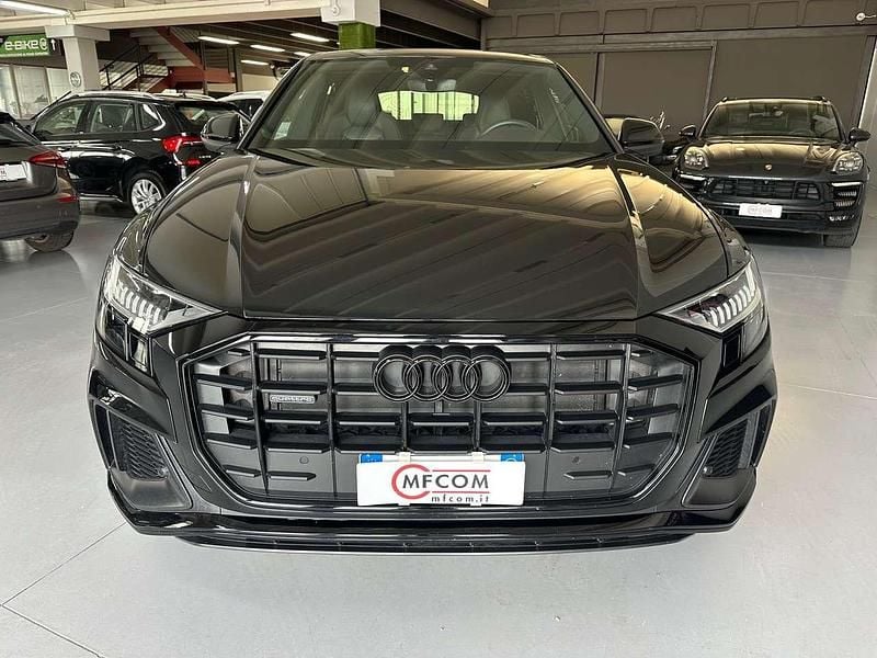 Usata Audi Q8 S-Line 286 CV (210 kW) 2023 Nero SUV