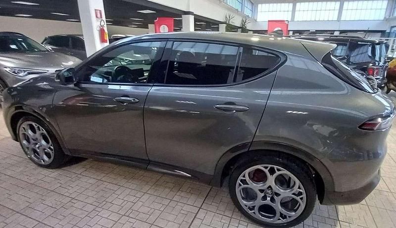 Usata Alfa Romeo Tonale Edizione Speciale 131 CV (96 kW) 2022 Grigio SUV