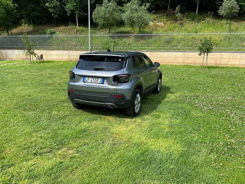 Usata Jeep Avenger Longitude 101 CV (74 kW) 2023 Grigio SUV