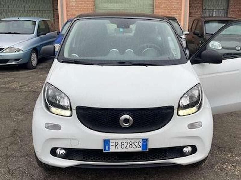Usata Smart ForFour 71 CV (52 kW) 2018 Bianco Utilitaria