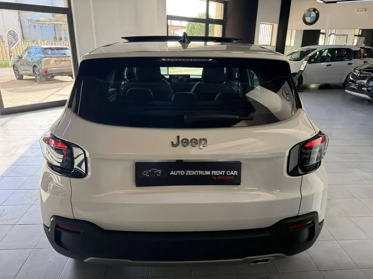 Nuova Jeep Avenger 101 CV (74 kW) 2025 Bianco SUV
