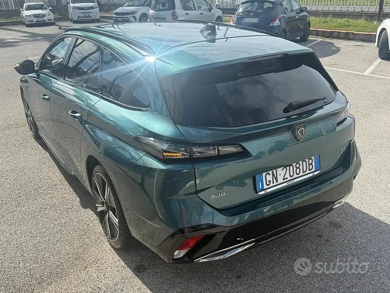 Usata Peugeot 308 GT 130 CV (95 kW) 2023 Verde Station wagon