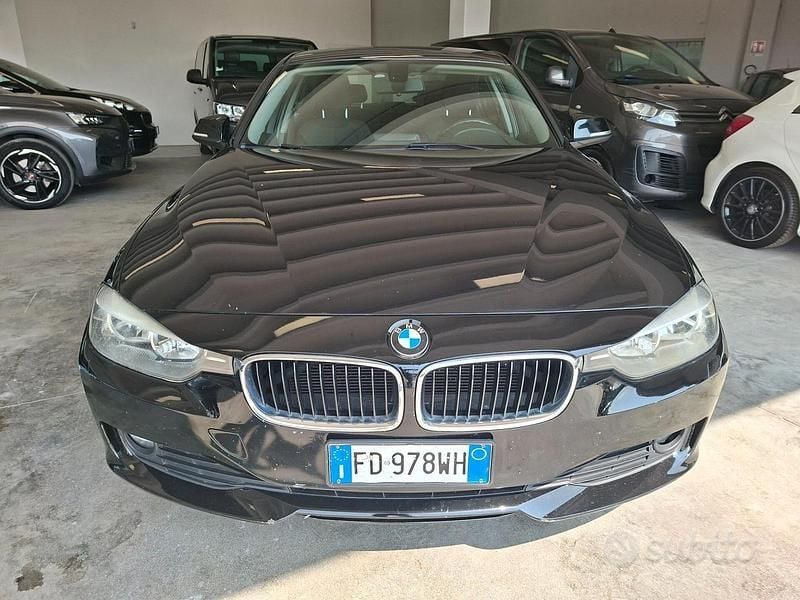 Usata BMW 320 Efficient Dynamics 163 CV (119 kW) 2014 Nero Berlina