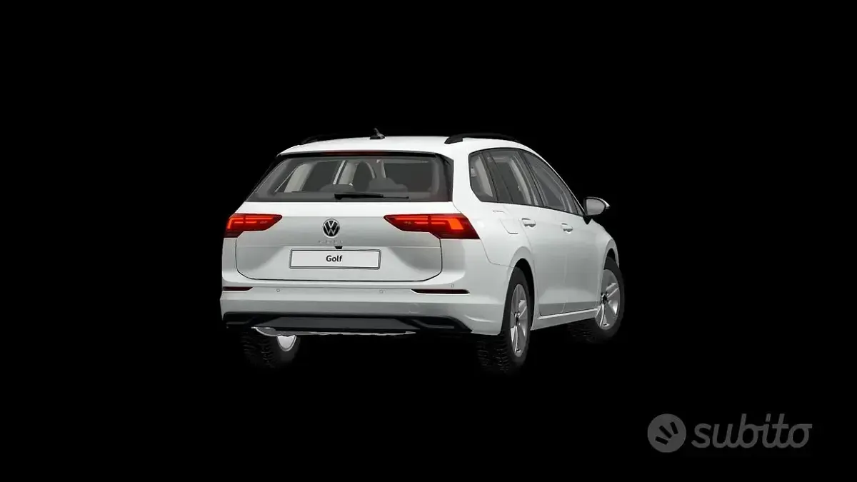 Usata VW Golf VIII Life 116 CV (85 kW) 2022 Bianco Station wagon