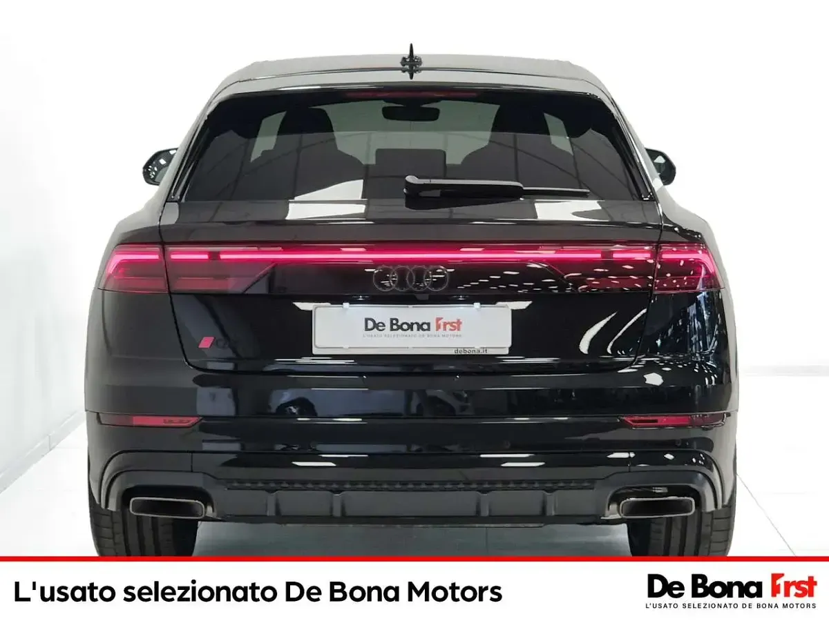 Usata Audi Q8 S-Line 231 CV (169 kW) 2025 Nero SUV