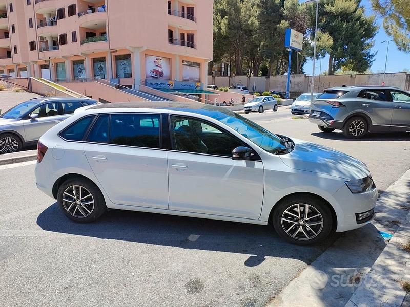 Usata Skoda Rapid 116 CV (85 kW) 2018 Bianco Berlina
