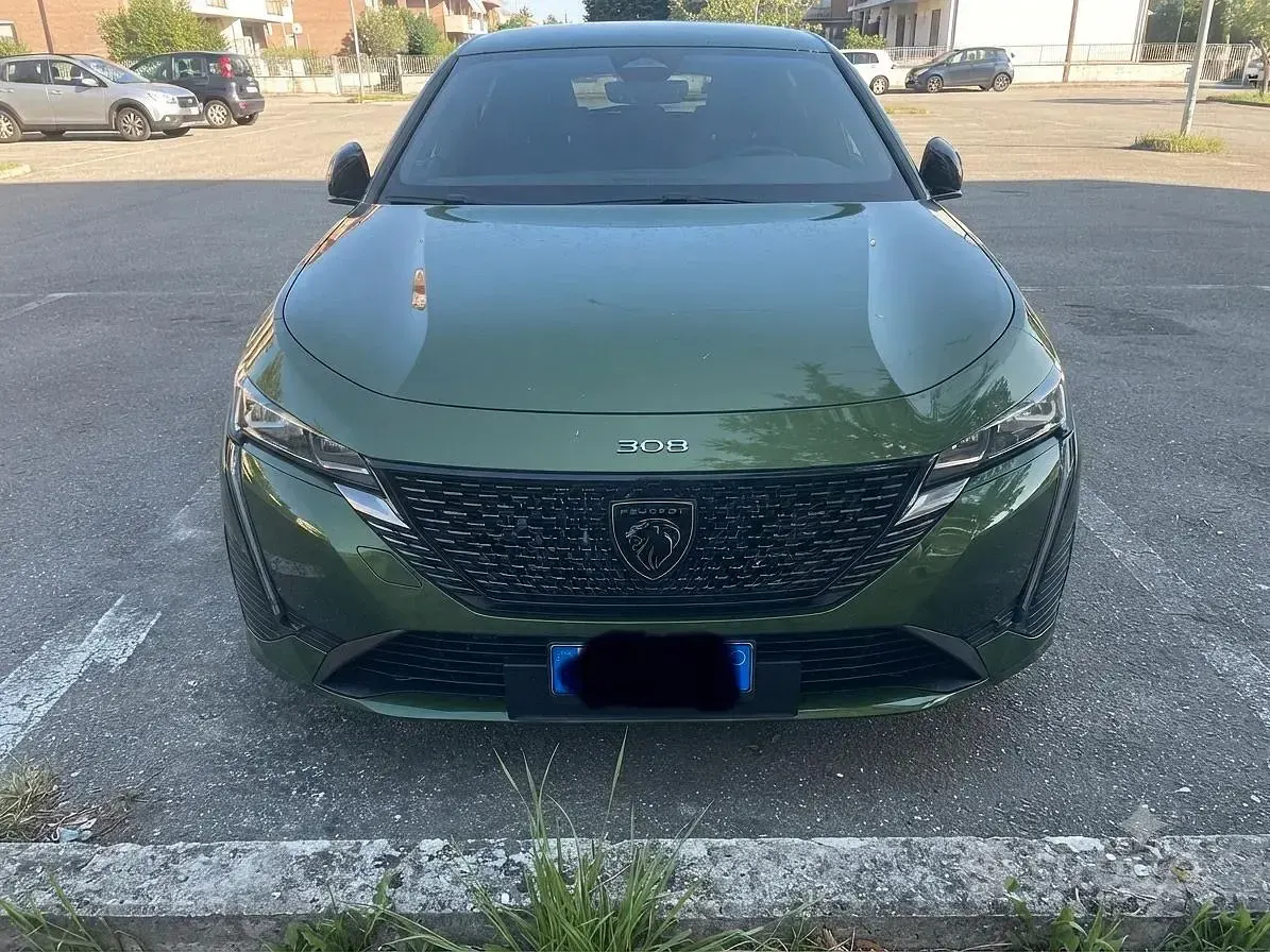 Usata Peugeot 308 GT 131 CV (96 kW) 2022 Verde Berlina