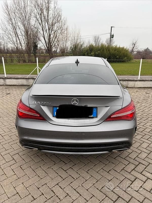 Usata Mercedes CLA220 Premium 177 CV (130 kW) 2016 Coupé