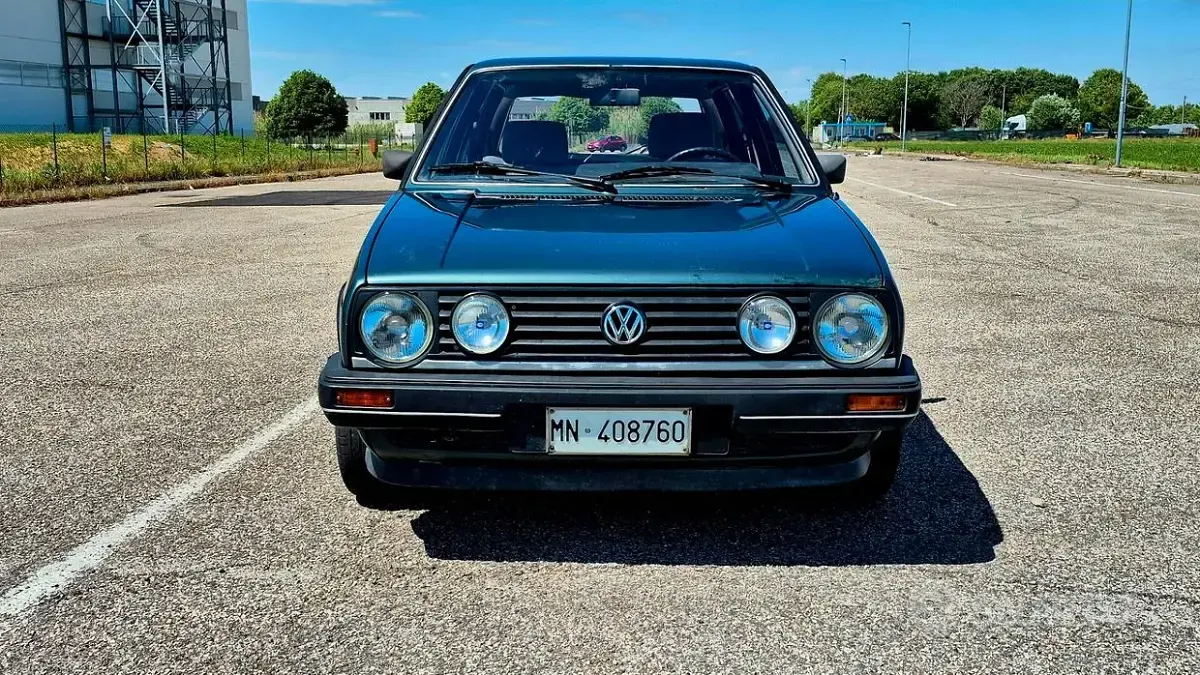 Usata VW Golf II 73 CV (53 kW) 1986 Verde Utilitaria