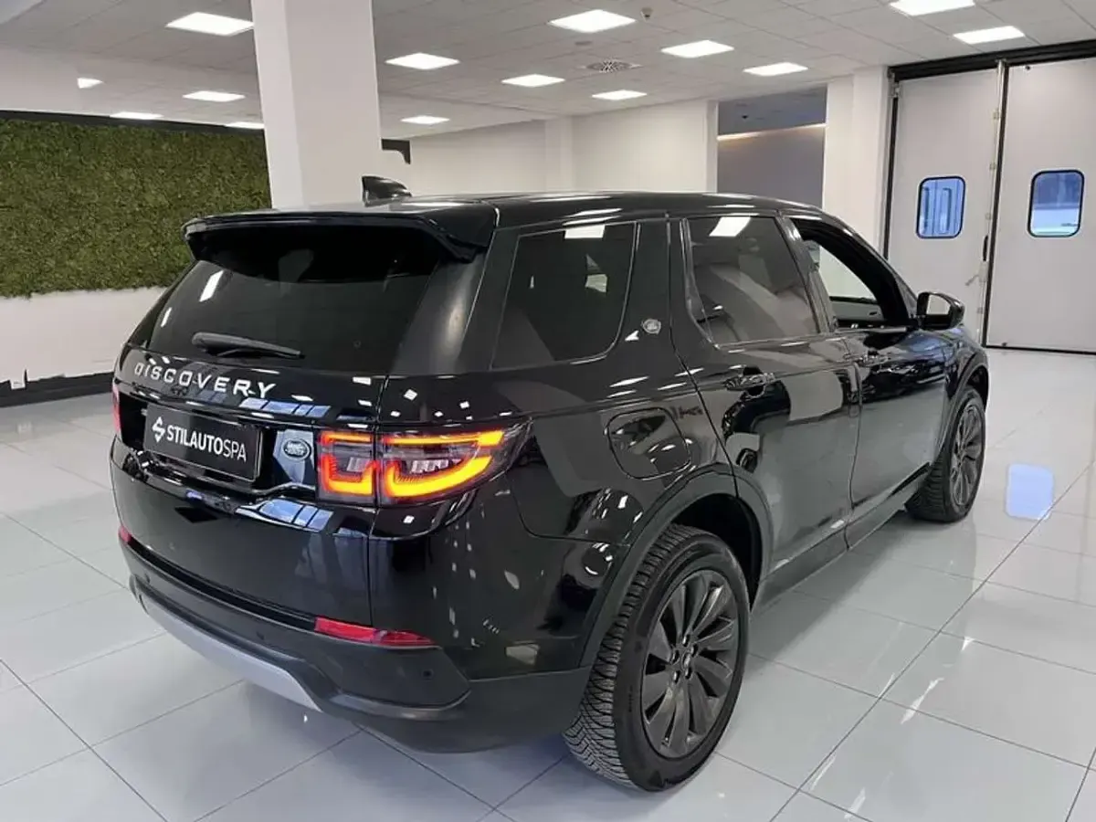 Usata Land Rover Discovery 5 179 CV (131 kW) 2020 Nero SUV