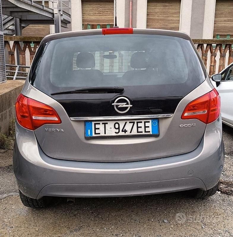 Usata Opel Meriva 95 CV (69 kW) 2014 Monovolume
