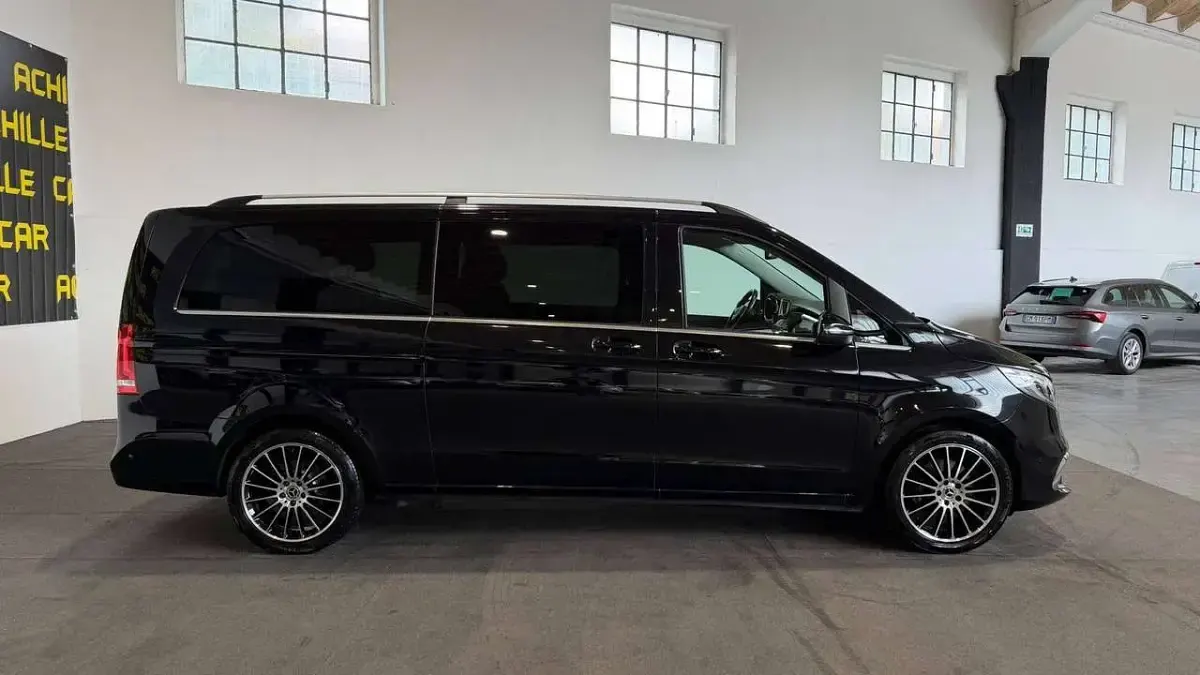 Usata Mercedes V250 Premium 190 CV (139 kW) 2021 Nero Monovolume