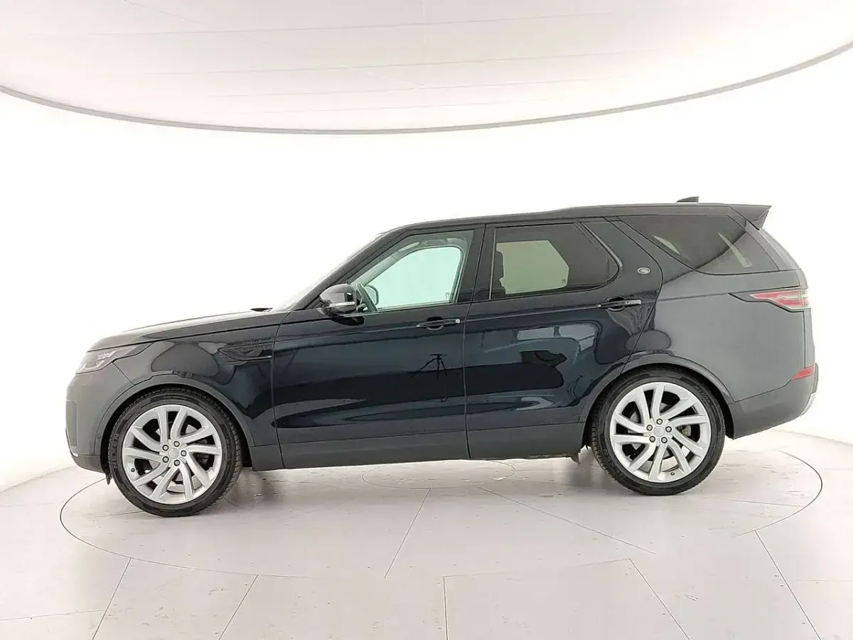 Usata Land Rover Discovery 5 First Edition 249 CV (183 kW) 2017 Nero SUV
